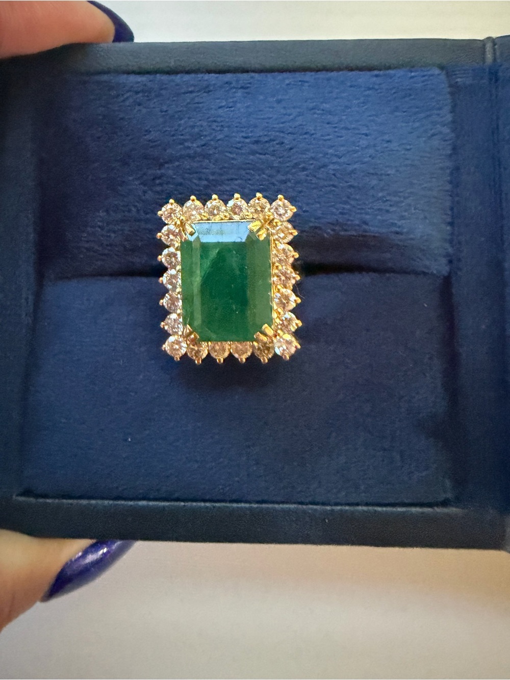 14k natural Emerald and diamond ring